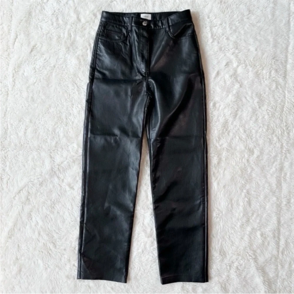 Wilfred | 00| Black Melina Vegan Leather pants High-waist, straight legs - Picture 5 of 11
